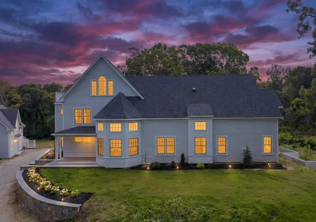 Photo 3 of Single family home for sale at 114 Old Jail Ln, Barnstable, MA 02630 | MLS# 22604016 | Listing updated on 2026-10-12