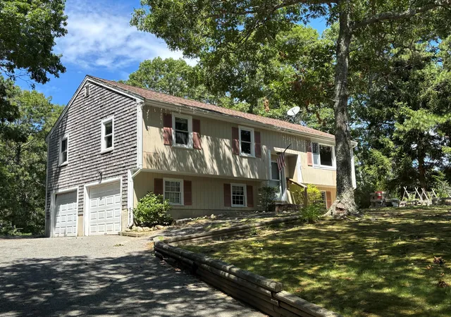 Photo 1 of Single family home for sale at 7 Emerald Wy, Forestdale, MA 02644 | MLS# 22603845 | Listing updated on 2026-10-26