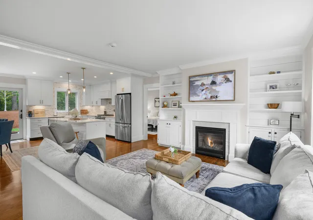 Photo 3 of Single family home for sale at 20 Wedgewood Dr, Centerville, MA 02632 | MLS# 22604200 | Listing updated on 2026-10-04