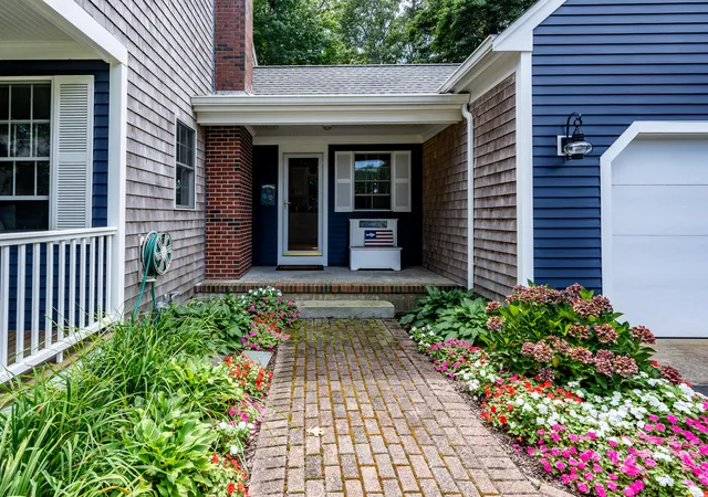 Photo 4 of Single family home for sale at 73 Desert Sands Ln, Yarmouth Port, MA 02675 | MLS# 22604479 | Listing updated on 2026-10-24