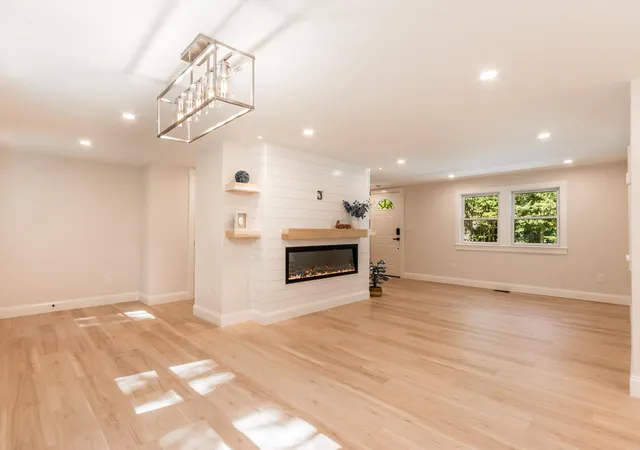 Photo 3 of Sale Pending at 888 Phinneys Ln, Centerville, MA 02632 | MLS# 22604389 | Listing updated on 2026-10-02