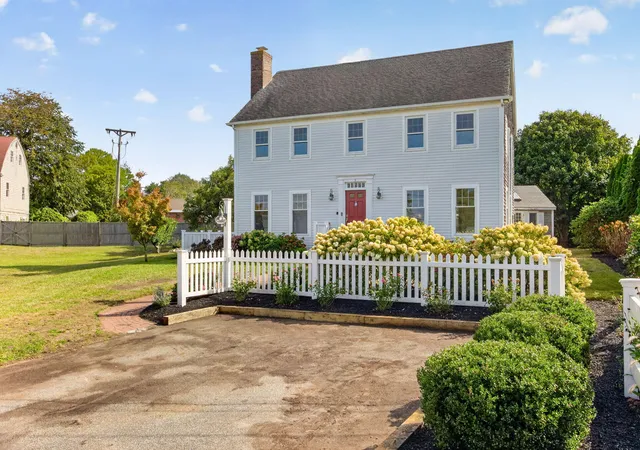 Photo 4 of Sale Pending at 5 Kingsbury Way, Chatham, MA 02633 | MLS# 22604381 | Listing updated on 2026-09-07