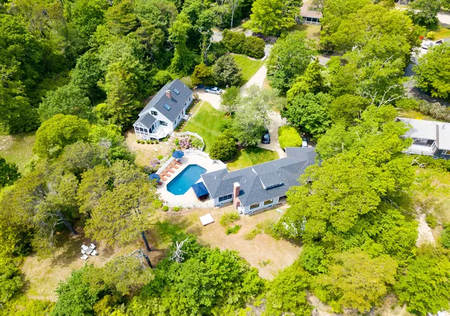 Photo 4 of Single family home for sale at 135-137 Portanimicut Rd, Orleans, MA 02653 | MLS# 22604445 | Listing updated on 2026-09-15