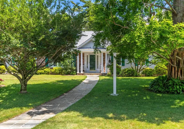 Photo 2 of Single family home for sale at 175 Hickory Hl Cir, Osterville, MA 02655 | MLS# 22604359 | Listing updated on 2026-09-13