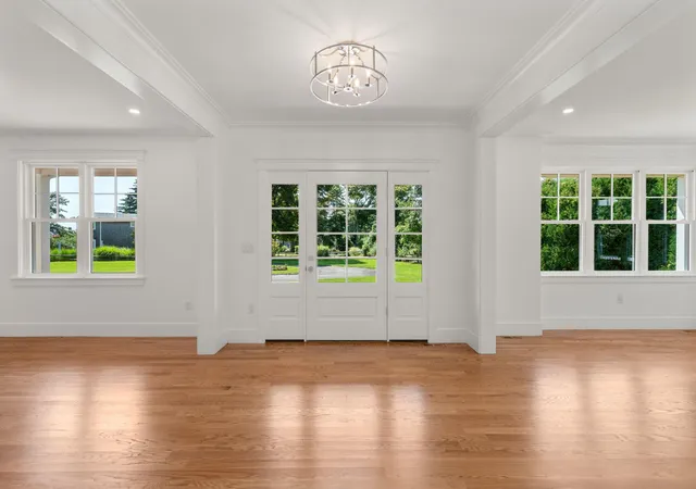 Photo 3 of Single family home for sale at 106 Barcliff Ave, Chatham, MA 02633 | MLS# 22604428 | Listing updated on 2026-10-25