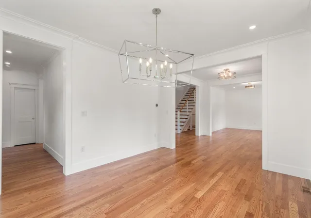Photo 4 of Single family home for sale at 106 Barcliff Ave, Chatham, MA 02633 | MLS# 22604428 | Listing updated on 2026-10-25