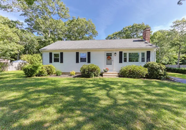 Photo 2 of Sale Pending at 124 Starlight Dr, Marstons Mills, MA 02648 | MLS# 22604714 | Listing updated on 2026-10-28