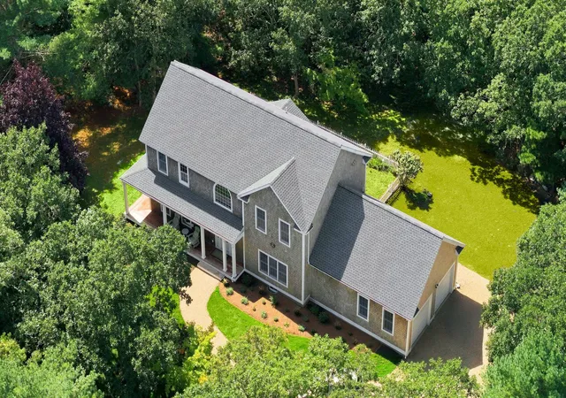 Photo 1 of Single family home for sale at 10 Woodhaven Dr, Edgartown, MA 02539 | MLS# 22604449 | Listing updated on 2026-09-05