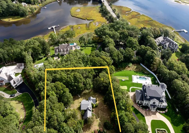 Photo 3 of Single family home for sale at 32 Starboard Ln, Osterville, MA 02655 | MLS# 22605105 | Listing updated on 2026-10-25