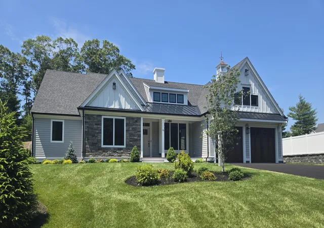 Photo 1 of Single family home for sale at 48 Country Clb Ln, Mashpee, MA 02649 | MLS# 22604546 | Listing updated on 2026-09-11