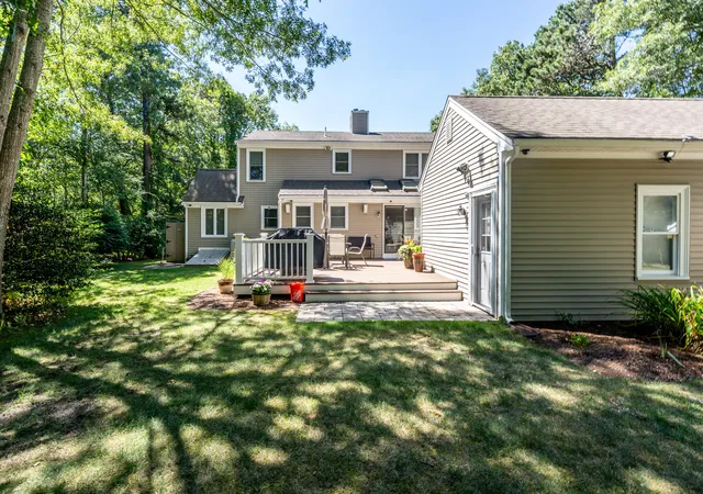 Photo 4 of Sale Pending at 14 Eventide Ln, Hyannis, MA 02601 | MLS# 22604556 | Listing updated on 2026-09-30