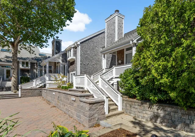 Listing Photo 5 - Condo for sale in building located at 23 Keel De Sac, Falmouth, MA 02540 - Unit #UNIT 23