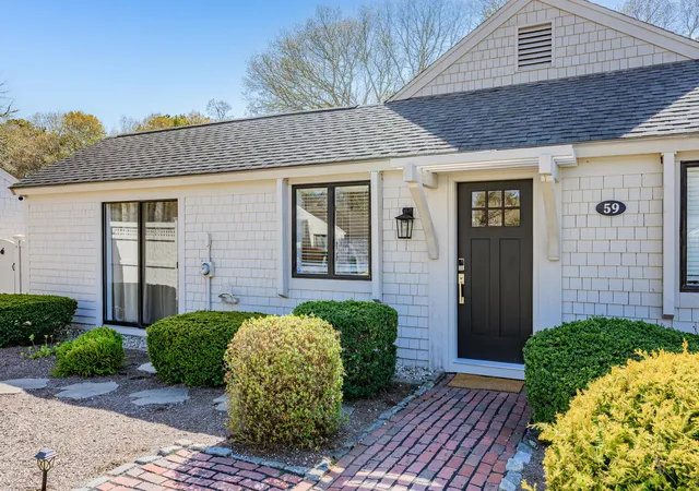 Photo 1 of Single family home for sale at 59 Mashie Cir, Mashpee, MA 02649 | MLS# 22604518 | Listing updated on 2026-09-14