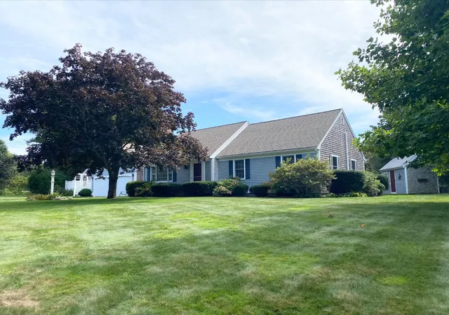 Photo 1 of Single family home for sale at 3 Crestview Dr, Harwich, MA 02645 | MLS# 22604557 | Listing updated on 2026-09-12