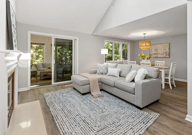 Photo 3 of Sale Pending at 7 Upland Cir, Mashpee, MA 02649 | MLS# 22604558 | Listing updated on 2026-10-15