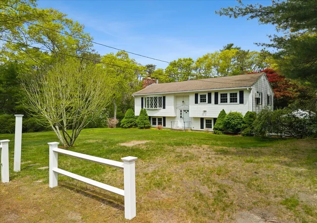 Photo 1 of Sale Pending at 391 Scenic Hwy, Buzzards Bay, MA 02532 | MLS# 22604663 | Listing updated on 2026-10-27