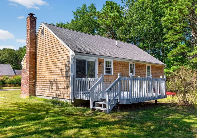 Photo 2 of Sale Pending at 39 Kerrywood Dr, East Falmouth, MA 02536 | MLS# 22604673 | Listing updated on 2026-10-18