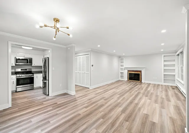 Photo 3 of Sale Pending at 39 Tower Hl Rd #BLDG 1 UNIT 1A, Osterville, MA 02655 | MLS# 22604652 | Listing updated on 2026-09-18