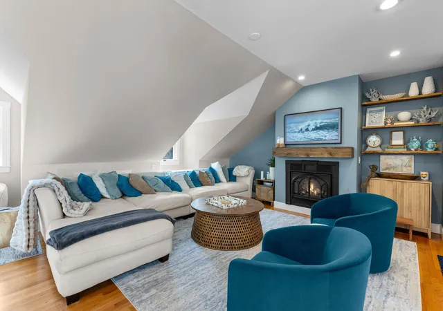 Listing Photo 5 - Condo for sale in building located at 10 Snows Ln, Provincetown, MA 02657 - Unit #UNIT 1C