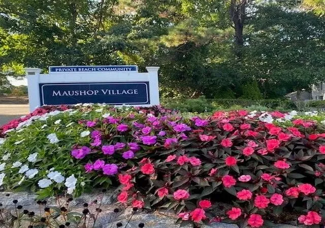 Photo 2 of Condo for sale at 28 Flying Cloud Cir #UNIT 28, Mashpee, MA 02649 | MLS# 22604837 | Listing updated on 2026-10-15