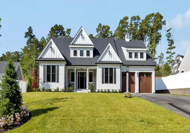 Photo 1 of Single family home for sale at 22 Country Clb Ln, Mashpee, MA 02649 | MLS# 22604830 | Listing updated on 2026-09-24