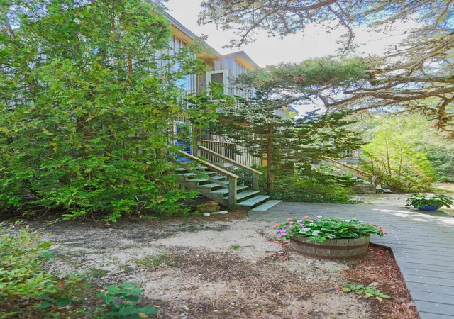 Photo 3 of Single family home for sale at 24 Union Fld Rd, Truro, MA 02666 | MLS# 22604912 | Listing updated on 2026-09-29