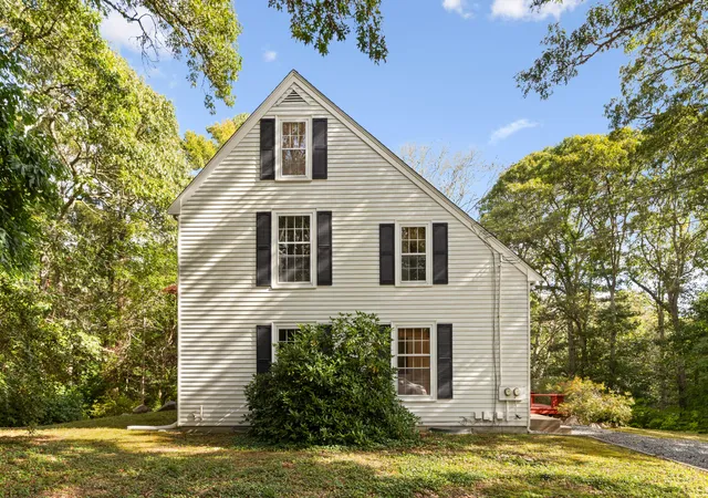Photo 1 of Single family home for sale at 204 Woods Hole Rd, Falmouth, MA 02540 | MLS# 22604880 | Listing updated on 2026-09-26