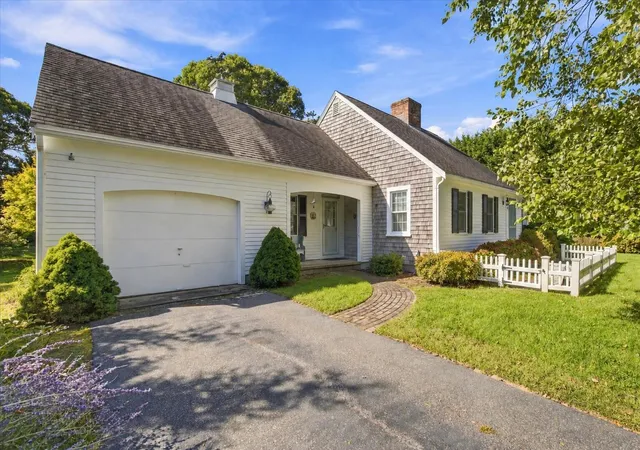 Photo 2 of Sale Pending at 8 Loch Rannoch Way, Yarmouth Port, MA 02675 | MLS# 22604906 | Listing updated on 2026-10-10