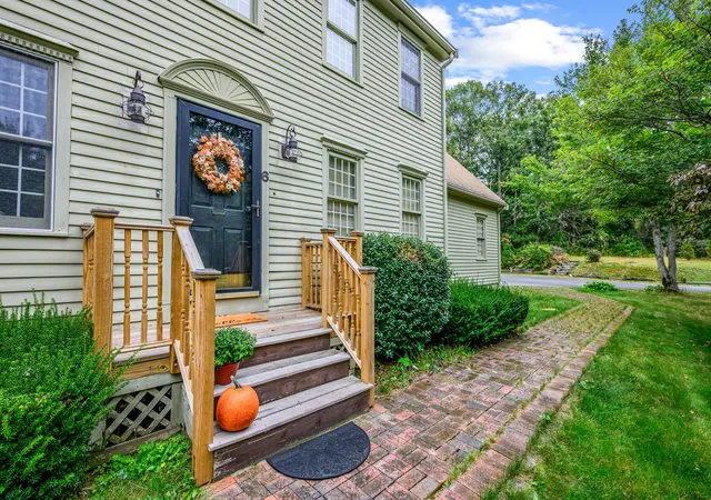 Photo 3 of Single family home for sale at 6 Viking Ln, Sandwich, MA 02563 | MLS# 22604957 | Listing updated on 2026-10-27