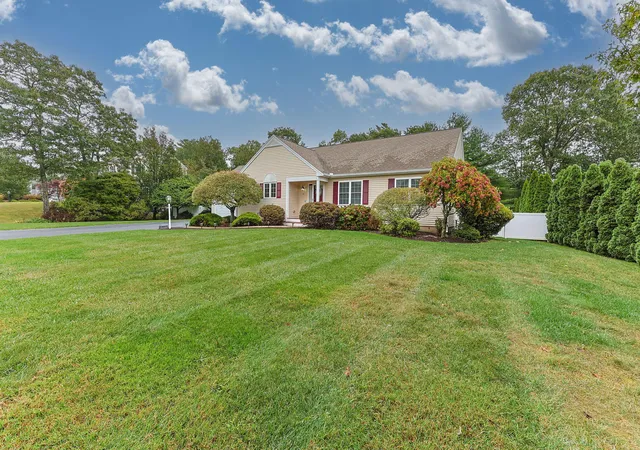 Photo 3 of Sale Pending at 22 Mirasol Dr, Buzzards Bay, MA 02532 | MLS# 22605008 | Listing updated on 2026-10-05