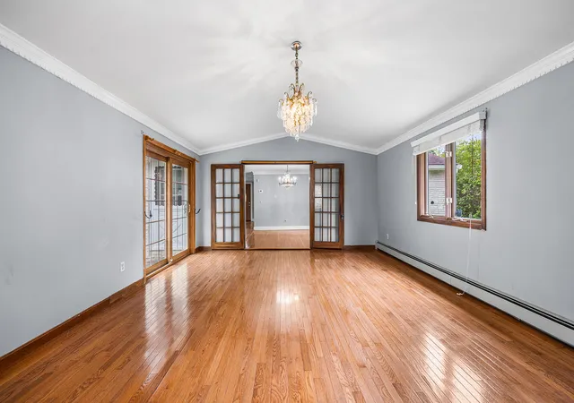 Photo 3 of Single family home for sale at 9 E Harbor Cir, Teaticket, MA 02536 | MLS# 22605033 | Listing updated on 2026-10-27