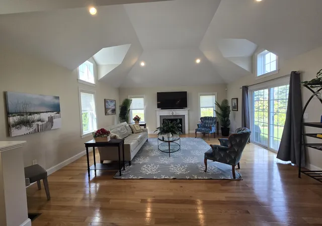 Photo 3 of Single family home for sale at 5 Saltwater Cir, Mashpee, MA 02649 | MLS# 22605028 | Listing updated on 2026-10-11