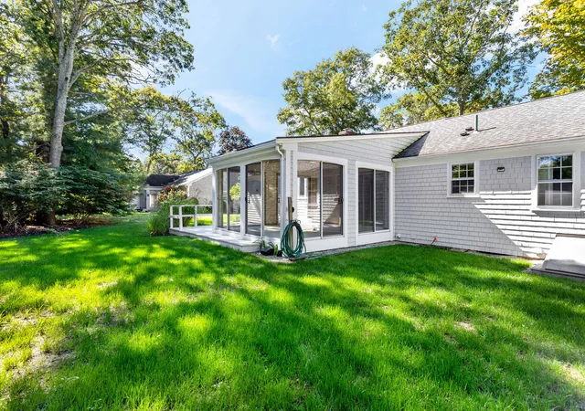 Photo 3 of Single family home for sale at 238 Monomoy Cir, Centerville, MA 02632 | MLS# 22605170 | Listing updated on 2026-10-26