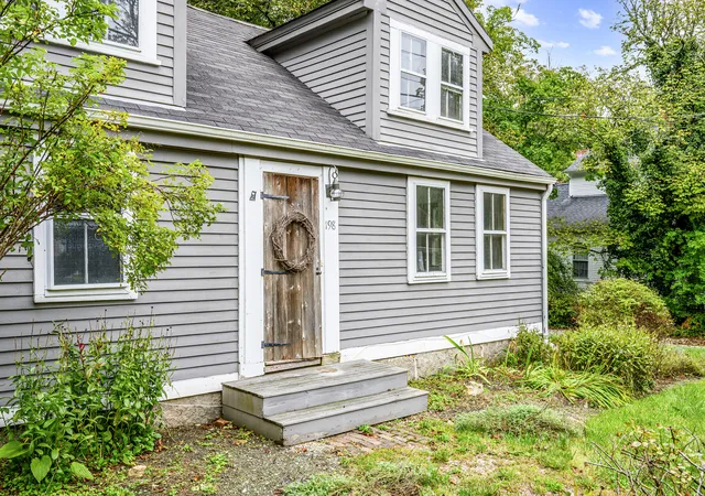 Photo 3 of Single family home for sale at 198 Route 6a, Yarmouth Port, MA 02675 | MLS# 22605200 | Listing updated on 2026-10-12