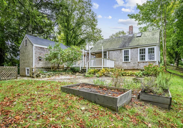 Photo 4 of Single family home for sale at 198 Route 6a, Yarmouth Port, MA 02675 | MLS# 22605200 | Listing updated on 2026-10-12