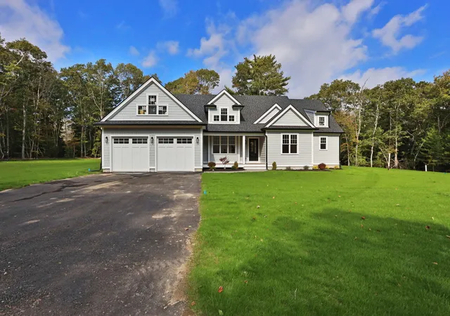 Photo 2 of Sale Pending at 136 Country Clb Rd, Sandwich, MA 02563 | MLS# 22605171 | Listing updated on 2026-10-13