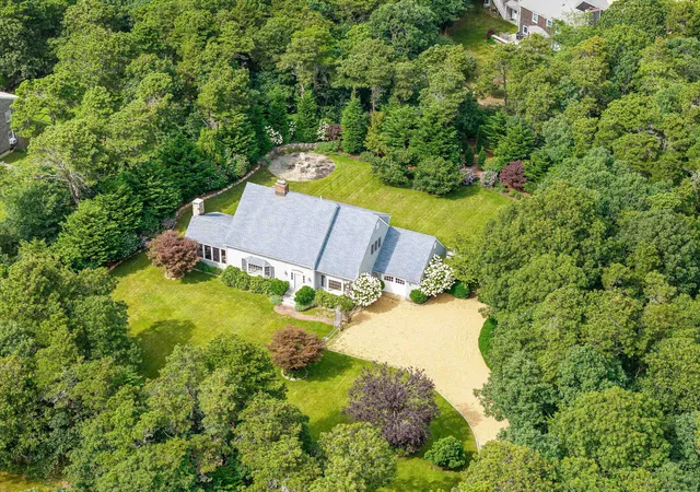 Single family home for sale at 16 Old Dunham's Cor Way, Edgartown, MA 02539 | MLS# 22605187
