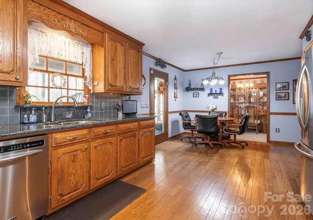 Photo 4 of Single family home for sale at 1800 Lake Lynn Rd, Concord, NC 28025 | MLS# 4316180 | Listing updated on 2026-09-23