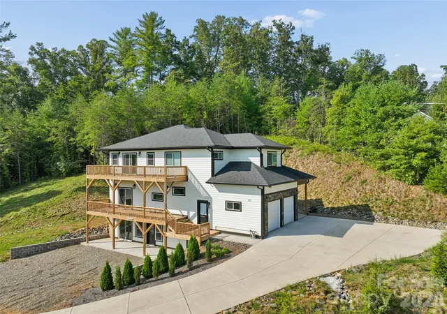 Photo 1 of Single family home for sale at 115 Nader Ave, Weaverville, NC 28787 | MLS# 4336654 | Listing updated on 2026-09-02