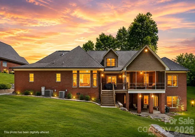 Photo 1 of Single family home for sale at 5424 Old Town Ln, Gastonia, NC 28056 | MLS# 4372373 | Listing updated on 2026-09-24