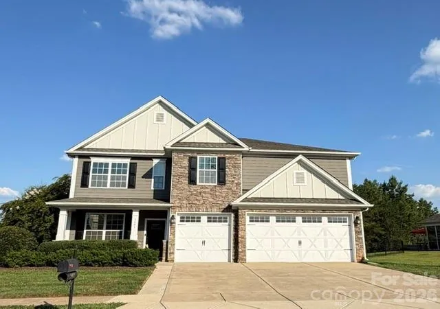Photo 1 of Single family home for sale at 5401 Casper Dr, Charlotte, NC 28214 | MLS# 4380133 | Listing updated on 2026-09-03