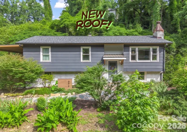 Single family home for sale at 395 E Howard St, Tryon, NC 28782 | MLS# 4387885