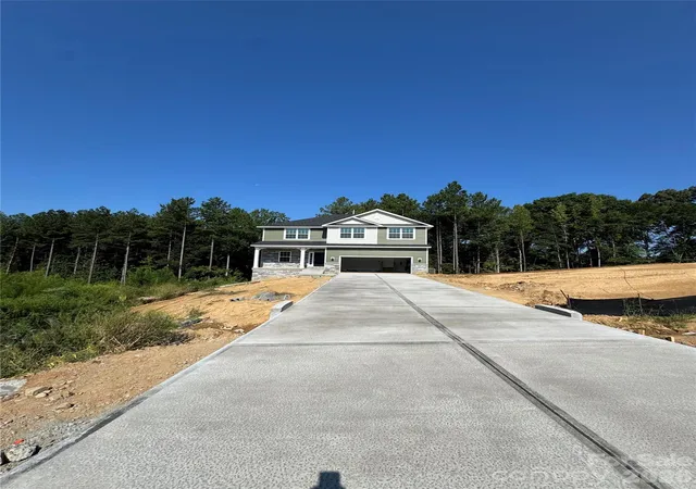 Photo 3 of Single family home for sale at 1570 Autumn Ln #117, York, SC 29745 | MLS# 4390453 | Listing updated on 2026-10-05