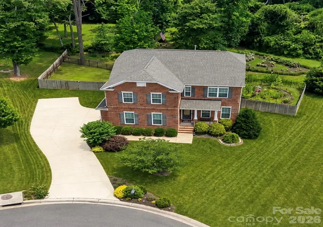 Photo 1 of Single family home for sale at 405 Longhorn Dr, Rock Hill, SC 29732 | MLS# 4394735 | Listing updated on 2026-09-03