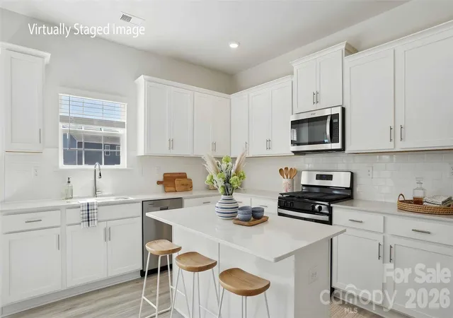 Photo 2 of Single family home for sale at 127 Maple Valley St, Statesville, NC 28677 | MLS# 4406457 | Listing updated on 2026-09-01