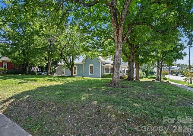 Photo 18 of Single family home for sale at 821 N Main St, Salisbury, NC 28144 | MLS# 4407765 | Listing updated on 2026-09-03