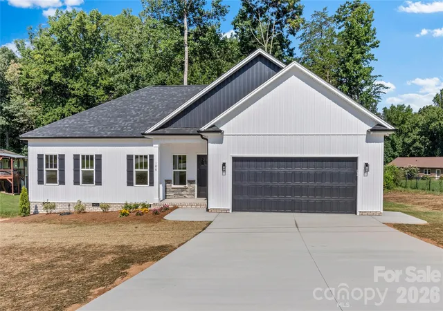 Photo 1 of Single family home for sale at 186 O Farrell St, Winston Salem, NC 27107 | MLS# 4409327 | Listing updated on 2026-09-02