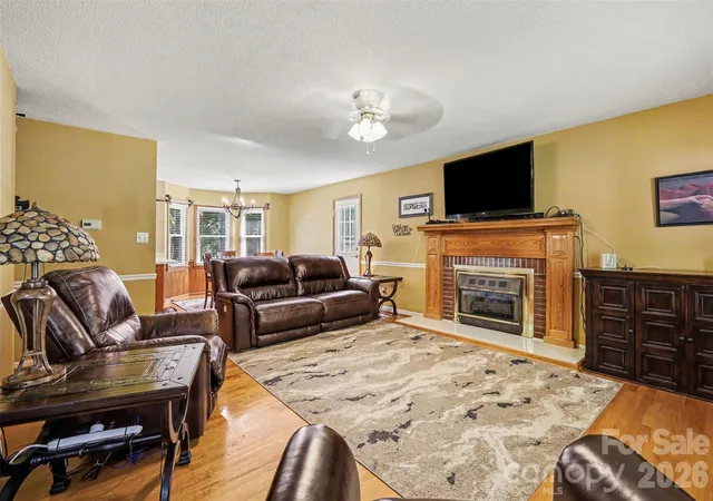 Photo 3 of Single family home for sale at 2318 Old Hickory Grv Rd, Mount Holly, NC 28120 | MLS# 4409723 | Listing updated on 2026-09-26