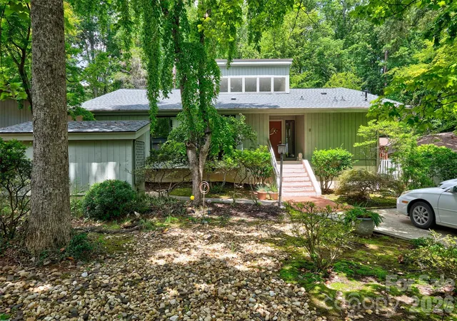 Photo 1 of Single family home for sale at 3 King Haigler Chase St, Clover, SC 29710 | MLS# 4412549 | Listing updated on 2026-09-04