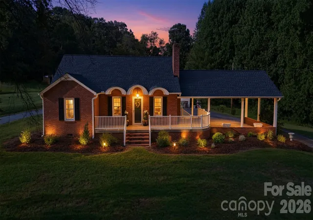 Photo 2 of Single family home for sale at 2430 Hwy 64/90 W, Taylorsville, NC 28681 | MLS# 4414293 | Listing updated on 2026-09-03